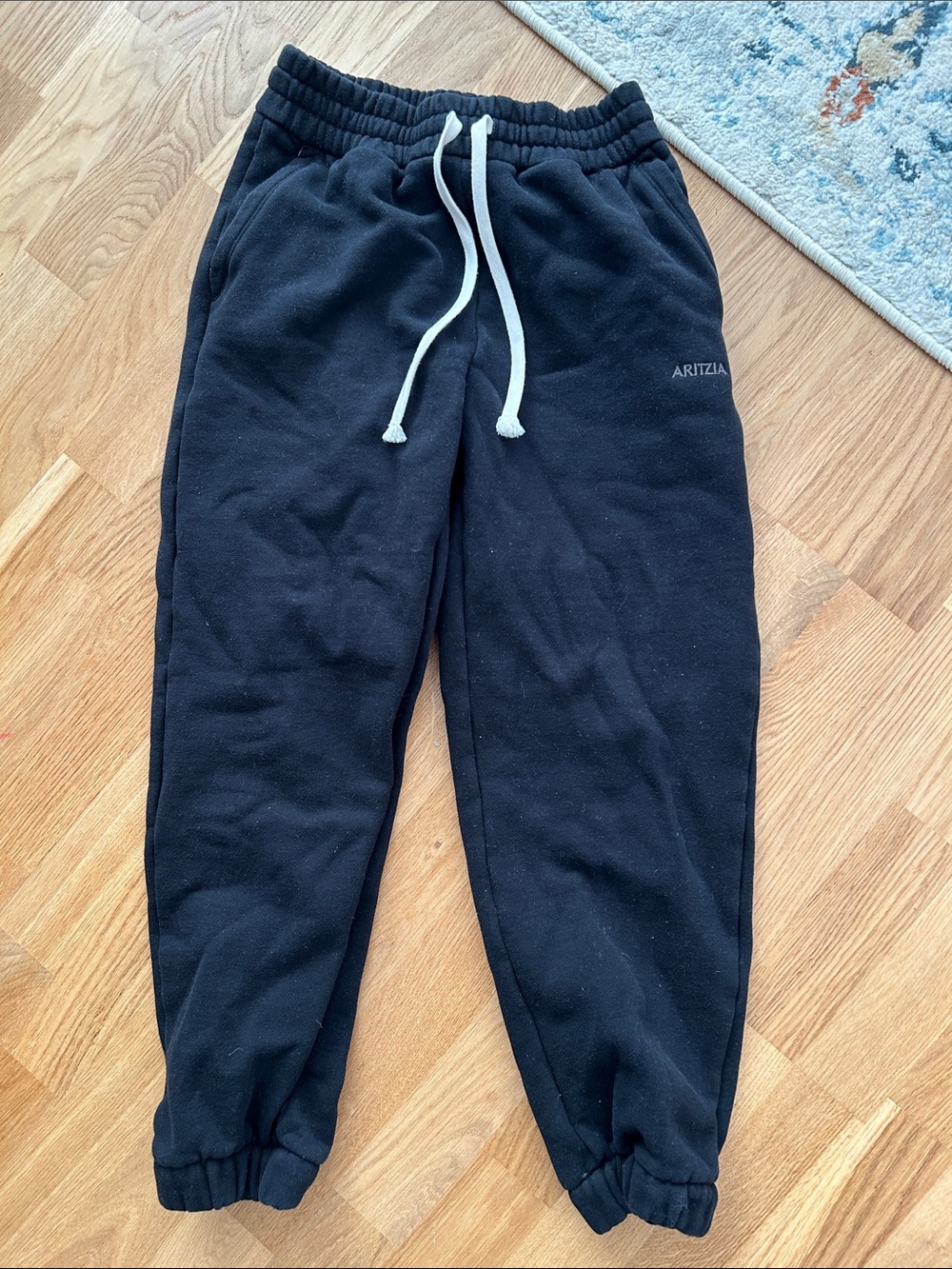 Aritzia Black Jogger Sweatpants with White Drawstring